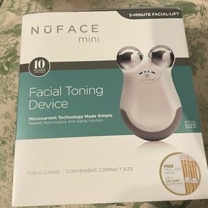 NuFACE Mini Toning Device